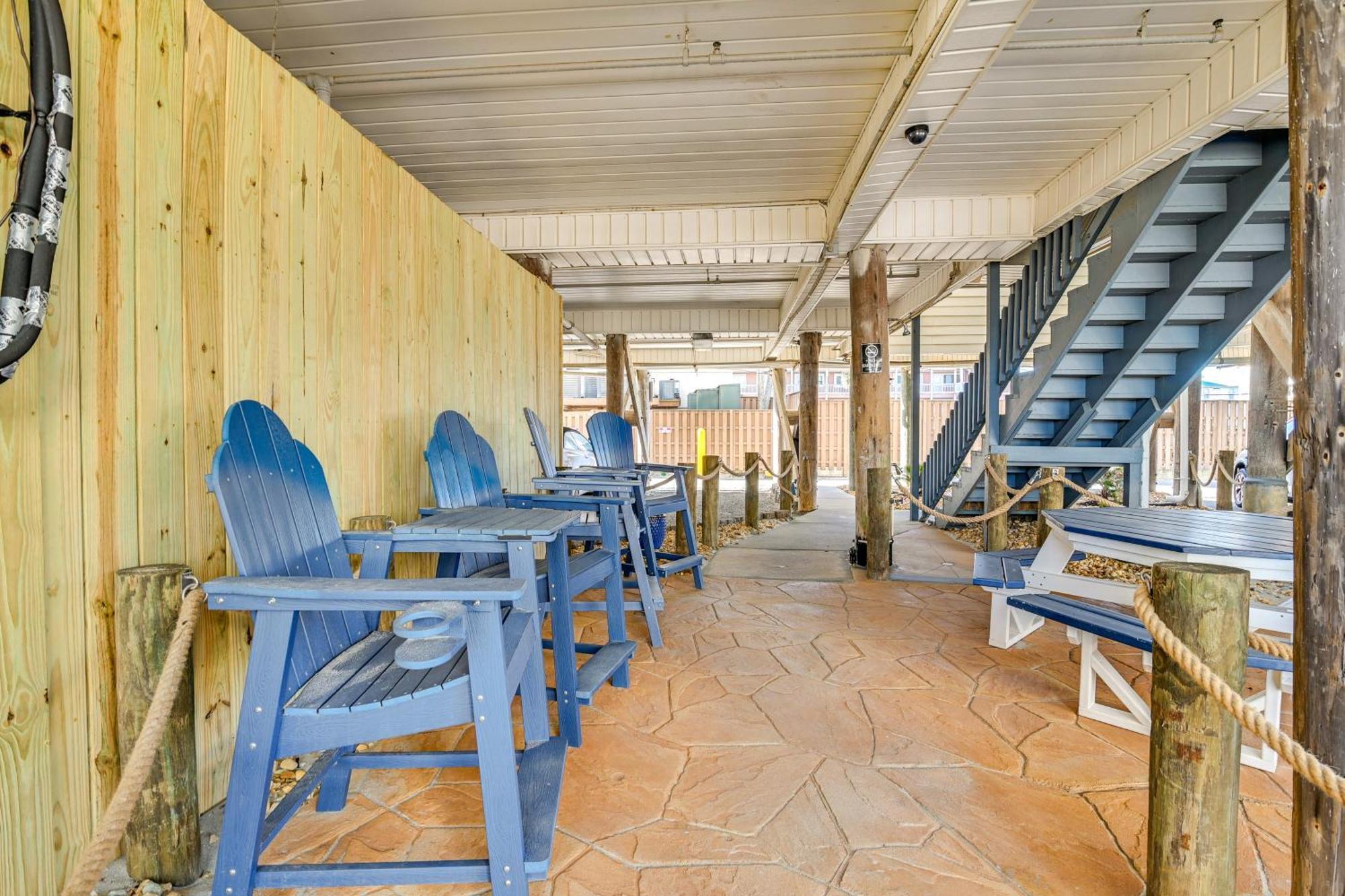 Cozy Beachfront Condo With Wifi, Views And Pool Access 미를 비치 외부 사진