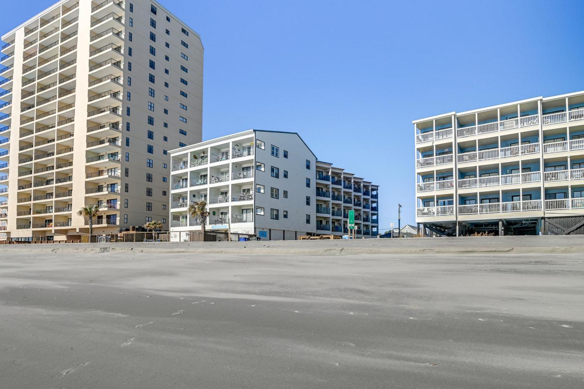 Cozy Beachfront Condo With Wifi, Views And Pool Access 미를 비치 외부 사진